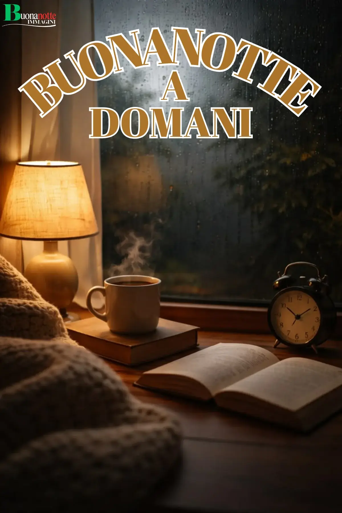 Tazza fumante libro aperto lampada e pioggia sul vetro buonanotte a domani